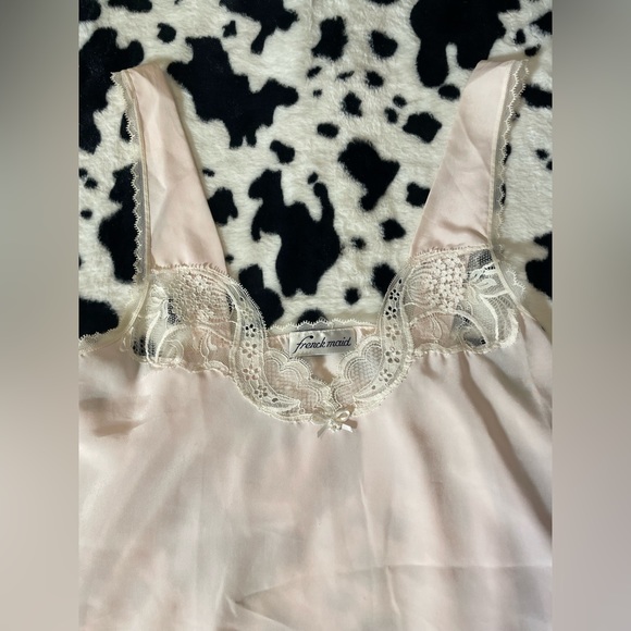 Frenchmaid Pastel Pink Tank Top with White Lace - Picture 5 of 7
